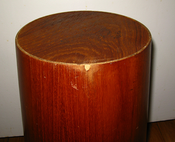 Bottom Blemish1 View